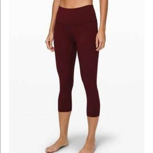 Lululemon Wunder Under Crop